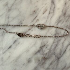 14k lip diamond bracelet